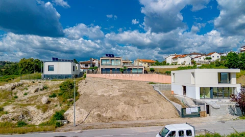 Terreno para Venda em Amarante (São Gonçalo), Madalena, Cepelos e Gatão