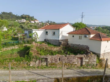 Moradia para Venda em Fridão
