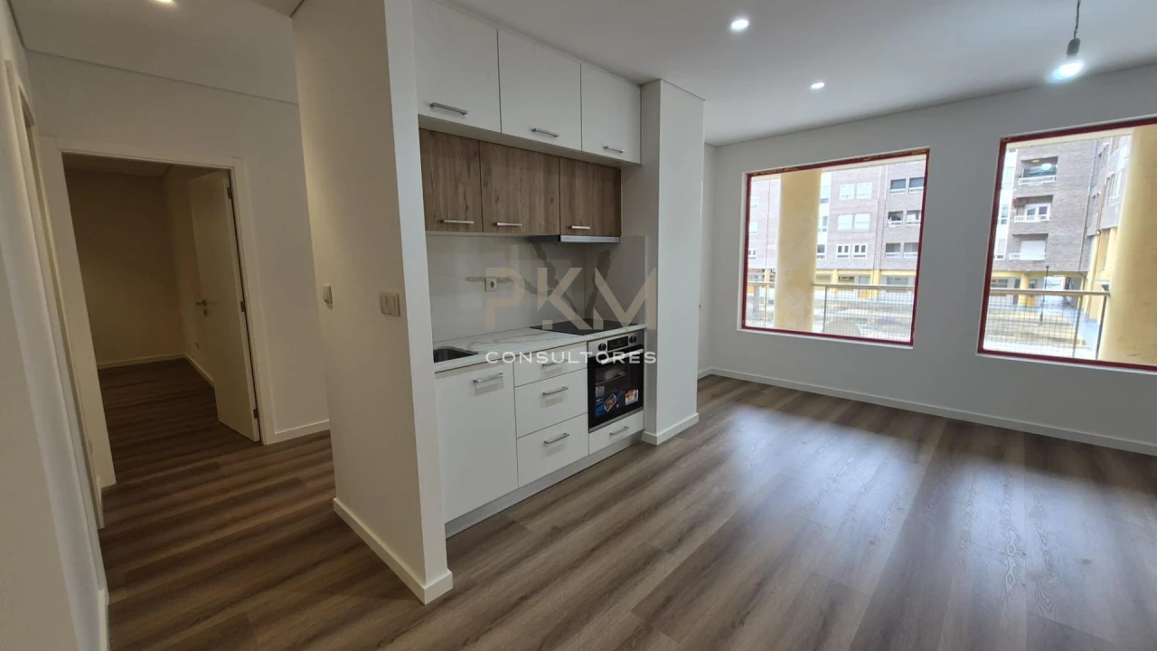 Apartamento T2 para Venda em Santa Maria Maior Foto 2