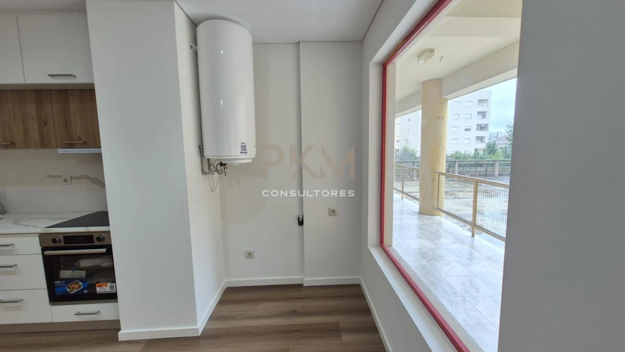 Apartamento T2 para Venda em Santa Maria Maior Foto 4