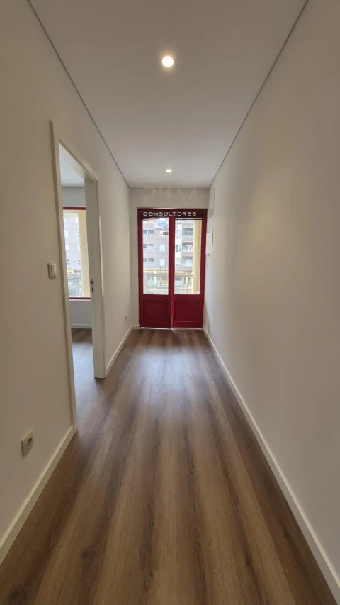 Apartamento T2 para Venda em Santa Maria Maior