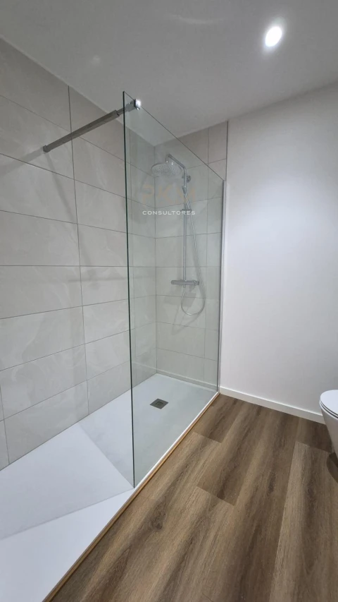 Apartamento T2 para Venda em Santa Maria Maior