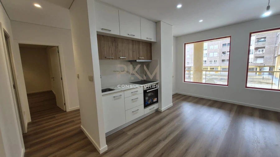 Apartamento T2 para Venda em Santa Maria Maior Foto 8