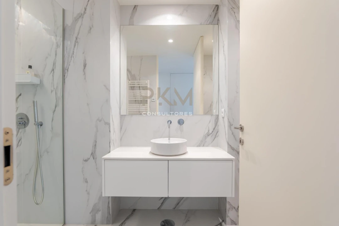 Apartamento T3 para Venda em Lordelo do Ouro e Massarelos Foto 24