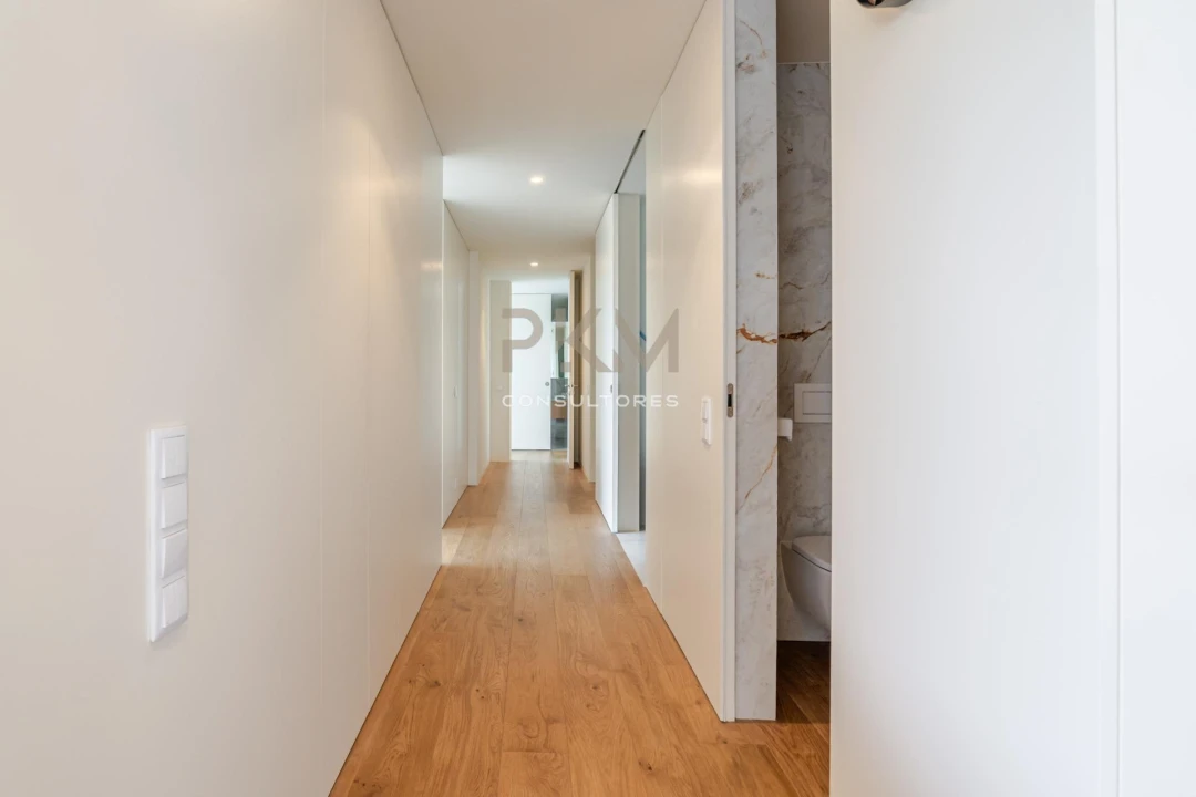 Apartamento T3 para Venda em Lordelo do Ouro e Massarelos Foto 9