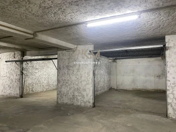 Garagem para Venda em Amarante (São Gonçalo), Madalena, Cepelos e Gatão