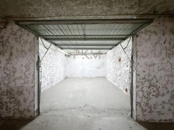 Garagem para Venda em Amarante (São Gonçalo), Madalena, Cepelos e Gatão