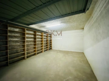 Garagem para Venda em Amarante (São Gonçalo), Madalena, Cepelos e Gatão