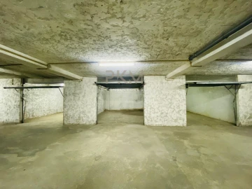Garagem para Venda em Amarante (São Gonçalo), Madalena, Cepelos e Gatão
