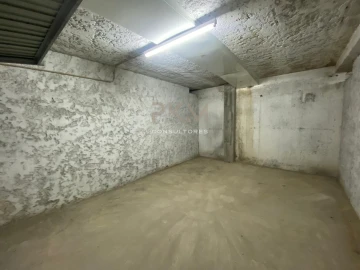 Garagem para Venda em Amarante (São Gonçalo), Madalena, Cepelos e Gatão