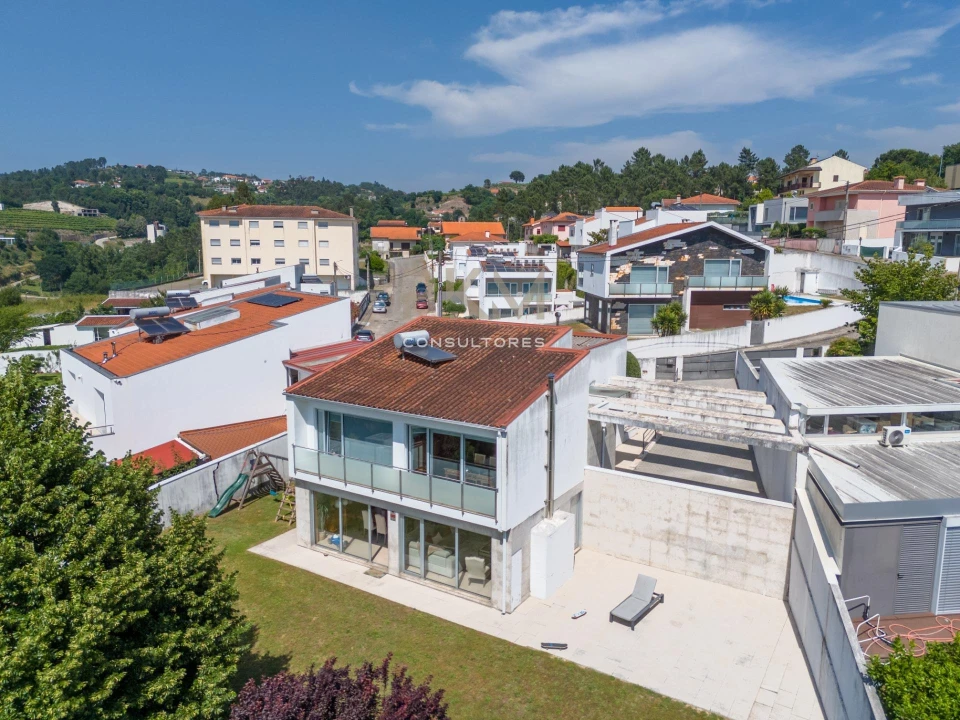 Moradia T3 para Venda em Amarante (São Gonçalo), Madalena, Cepelos e Gatão Foto 1