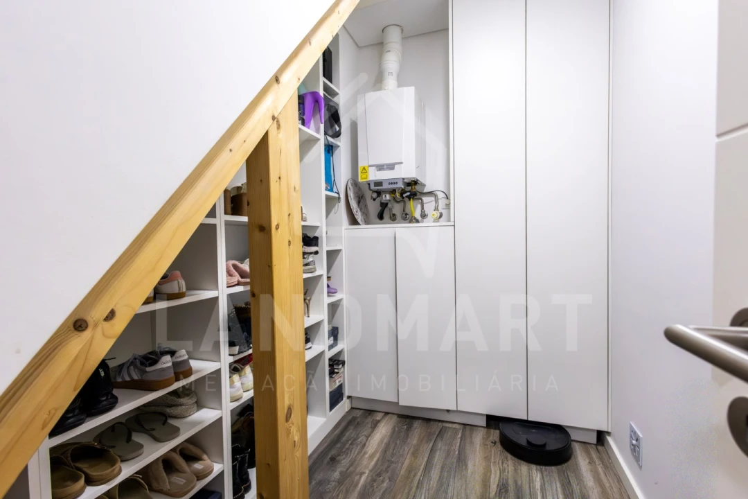 Apartamento T3 para Venda em Turquel Foto 21