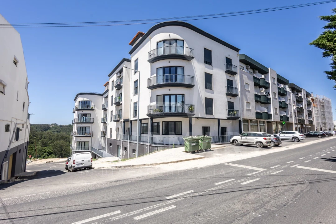 Apartamento T3 para Venda em Turquel Foto 22