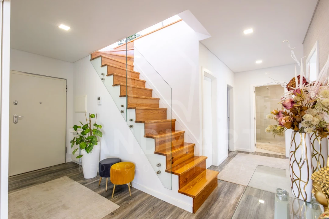 Apartamento T3 para Venda em Turquel Foto 28