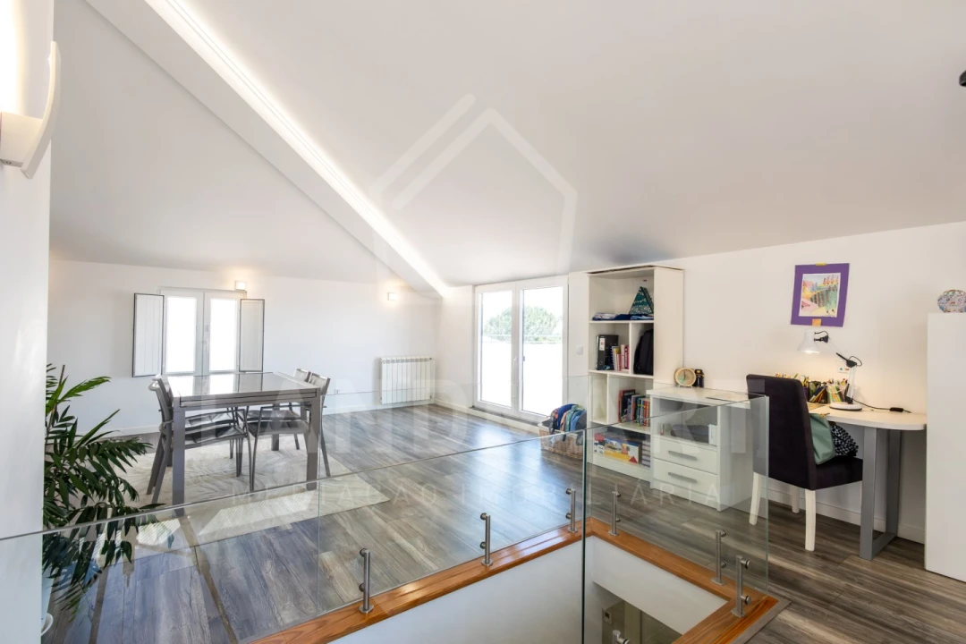 Apartamento T3 para Venda em Turquel Foto 51