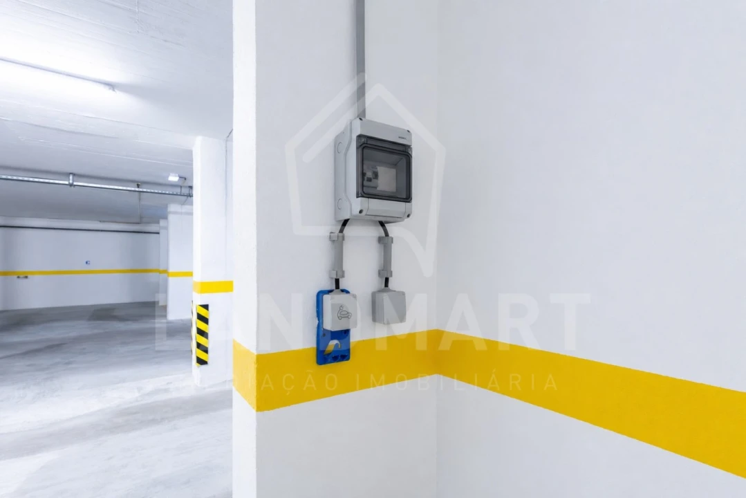 Apartamento T3 para Venda em Turquel Foto 58