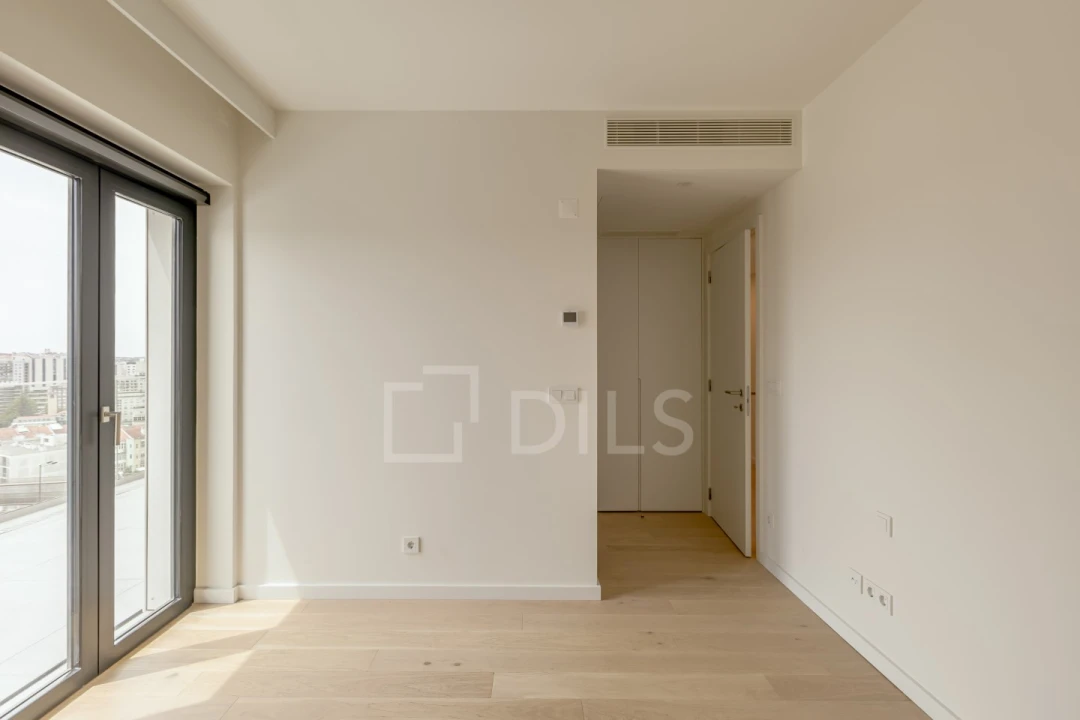 Apartamento T4 para Venda em Avenidas Novas Foto 10