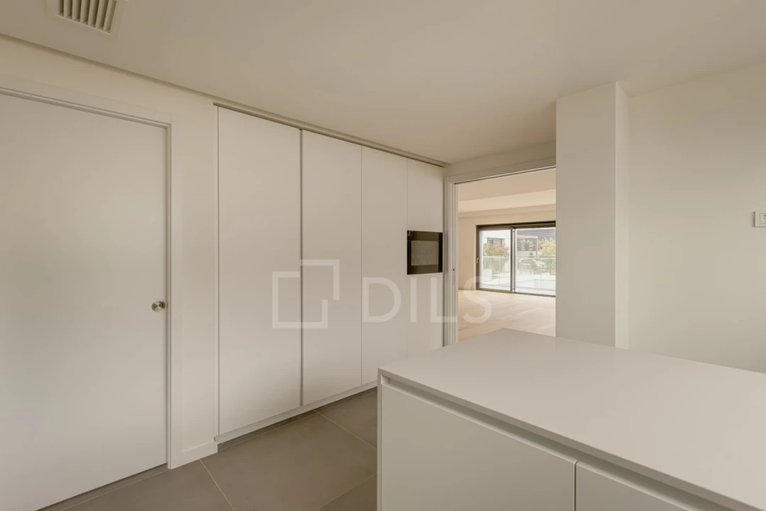 Apartamento T4 para Venda em Avenidas Novas Foto 12