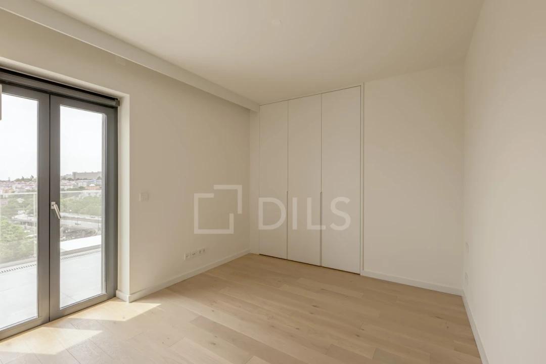 Apartamento T4 para Venda em Avenidas Novas Foto 17