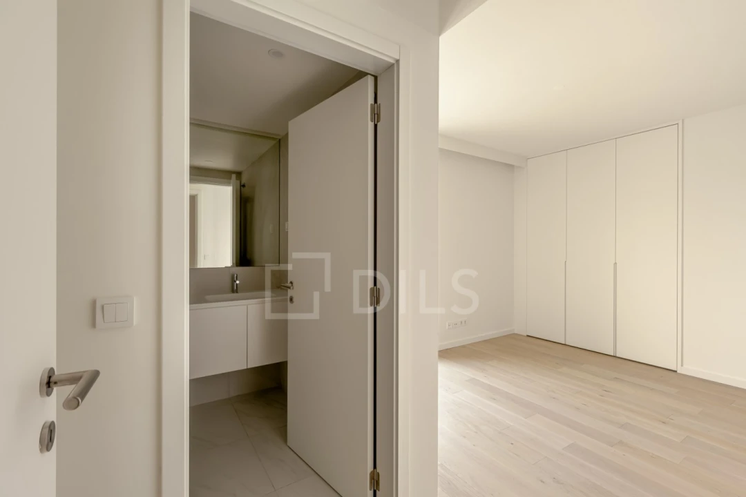 Apartamento T4 para Venda em Avenidas Novas Foto 23