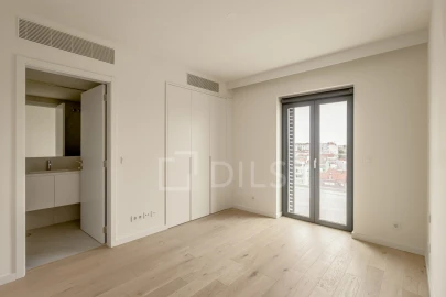 Apartamento T4 para Venda em Avenidas Novas