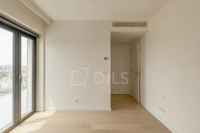Apartamento T4 para Venda em Avenidas Novas