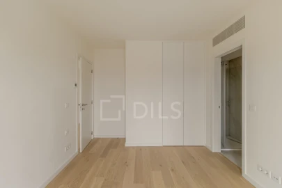 Apartamento T4 para Venda em Avenidas Novas