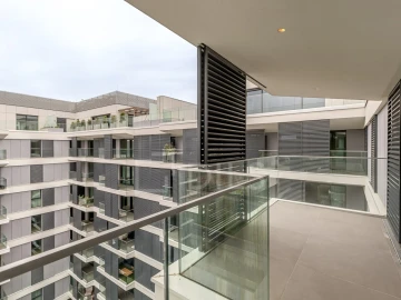 Apartamento T4 para Venda em Avenidas Novas