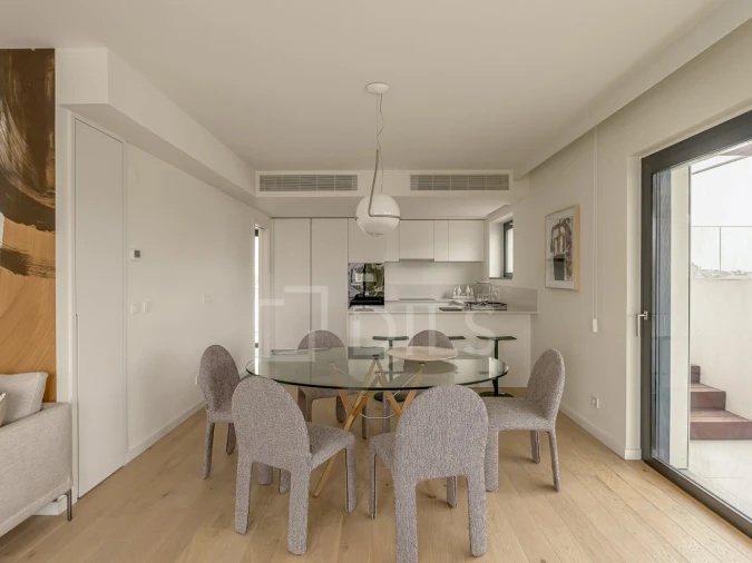 Apartamento T4 para Venda em Avenidas Novas Foto 7