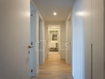 Apartamento T4 para Venda em Avenidas Novas