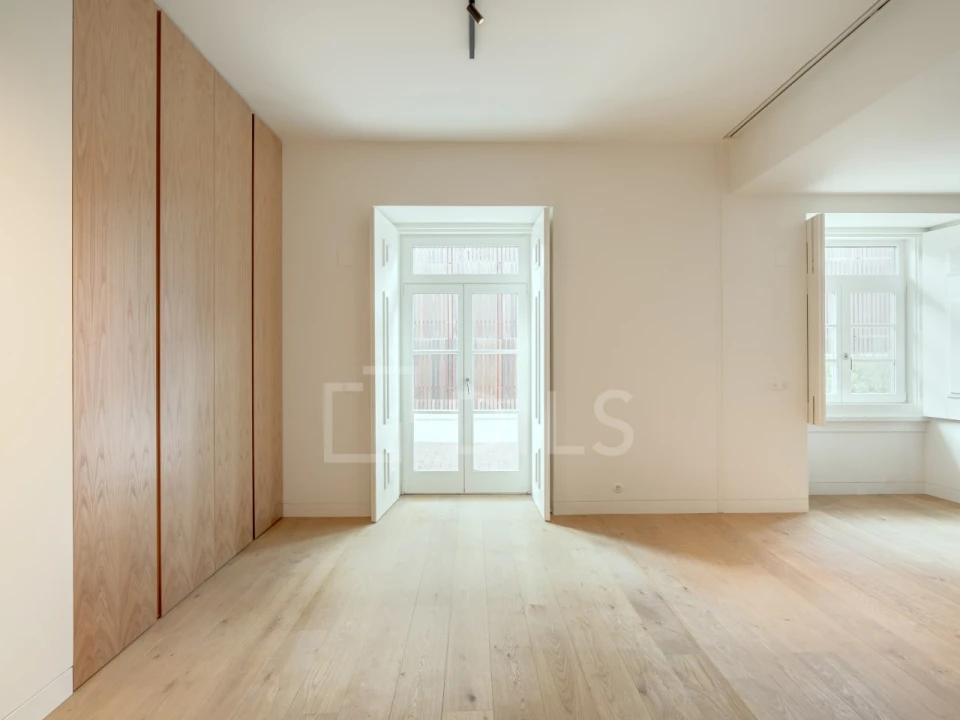Apartamento T1 para Venda em Santa Maria Maior Foto 4