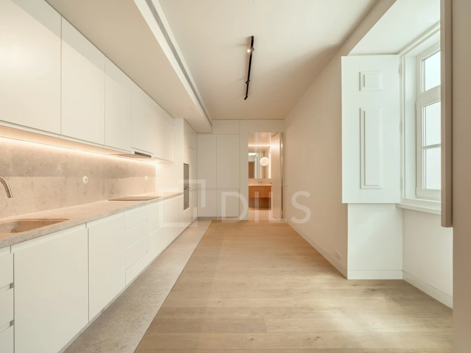 Apartamento T1 para Venda em Santa Maria Maior Foto 5