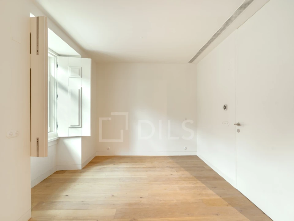Apartamento T1 para Venda em Santa Maria Maior Foto 12
