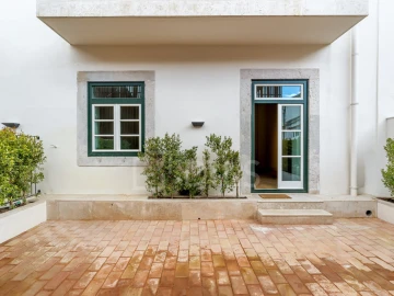 Apartamento T1 para Venda em Santa Maria Maior