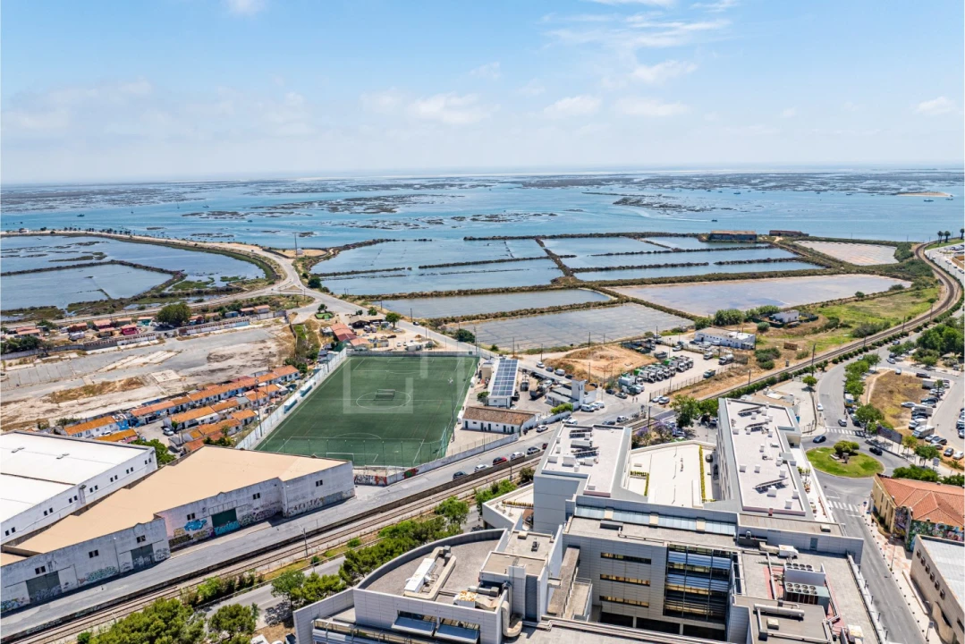Apartamento T3 para Venda em Faro (Sé e São Pedro) Foto 21