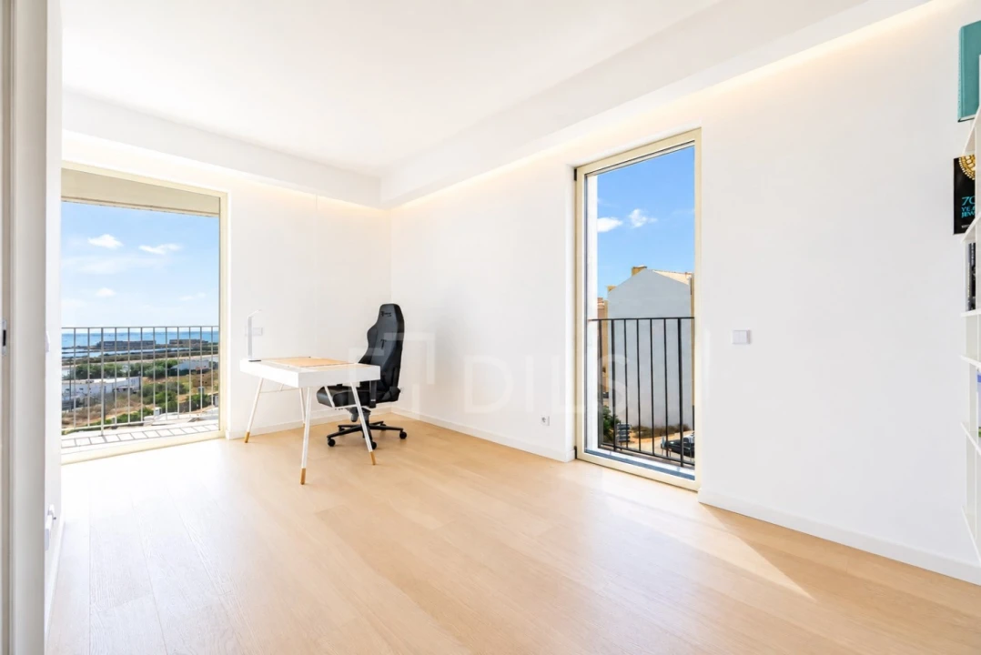 Apartamento T3 para Venda em Faro (Sé e São Pedro) Foto 16