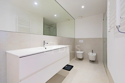 Apartamento T3 para Venda em Faro (Sé e São Pedro)