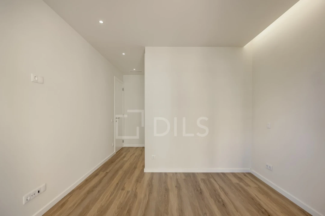 Moradia T3 para Venda em Carcavelos e Parede Foto 13
