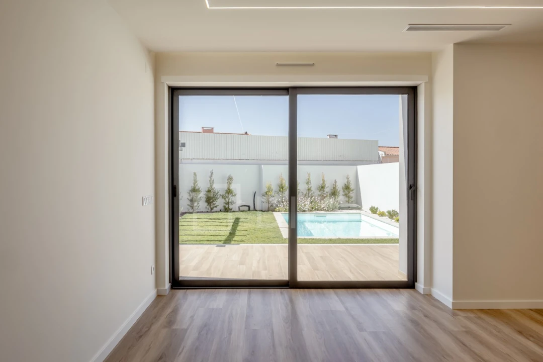 Moradia T3 para Venda em Carcavelos e Parede Foto 8