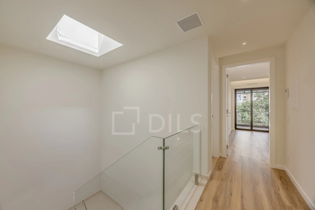 Moradia T3 para Venda em Carcavelos e Parede Foto 14