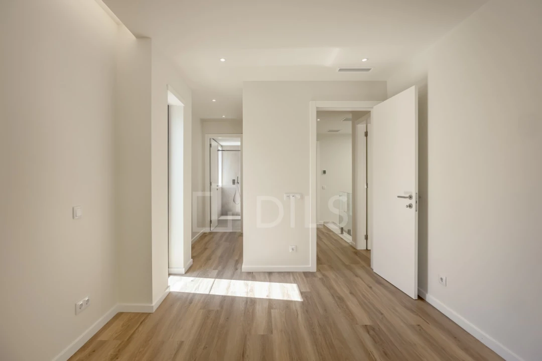 Moradia T3 para Venda em Carcavelos e Parede Foto 20
