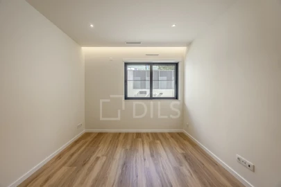 Moradia T3 para Venda em Carcavelos e Parede