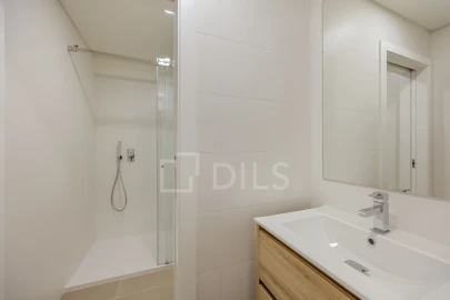 Moradia T3 para Venda em Carcavelos e Parede