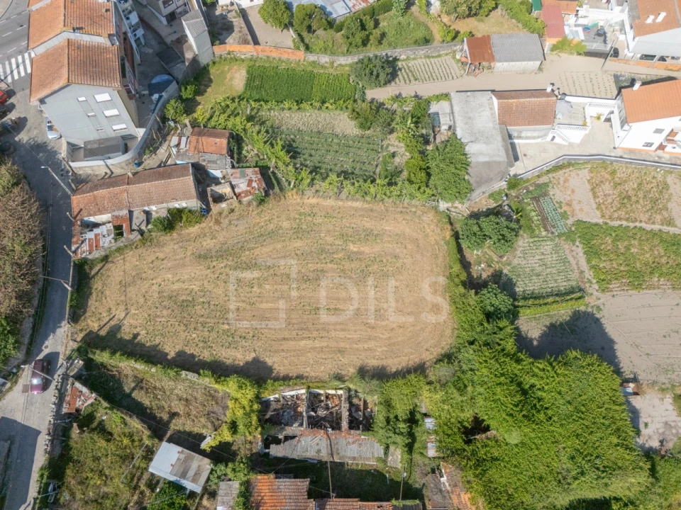 Terreno para Venda em Rio Tinto Foto 1