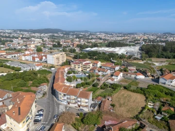 Terreno para Venda em Rio Tinto