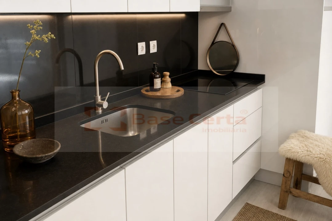 Apartamento T3 para Venda em Almada, Cova da Piedade, Pragal e Cacilhas Foto 2