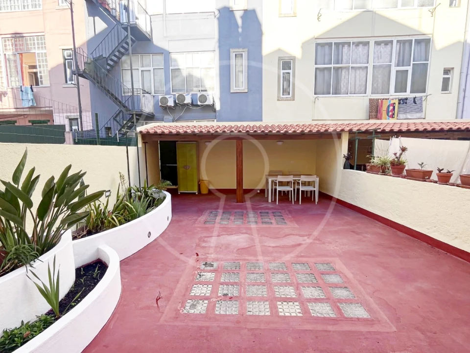 Apartamento T1 para Arrendamento em Arroios Foto 1