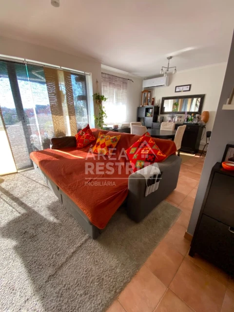 Apartamento T2 para Venda em Oeiras e São Julião da Barra, Paço de Arcos e Caxias