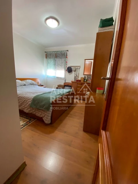 Apartamento T2 para Venda em Oeiras e São Julião da Barra, Paço de Arcos e Caxias