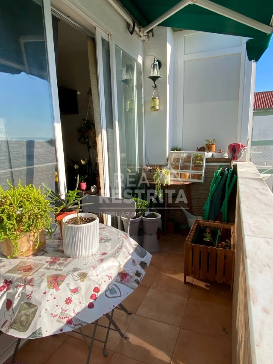 Apartamento T2 para Venda em Oeiras e São Julião da Barra, Paço de Arcos e Caxias Foto 17